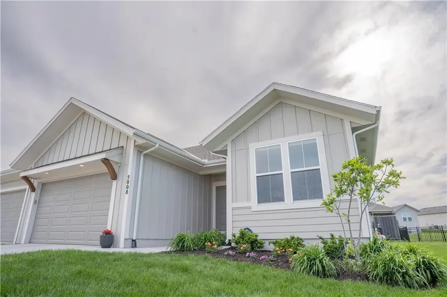 5008 N 145th Street, Basehor, KS 66007 - #3