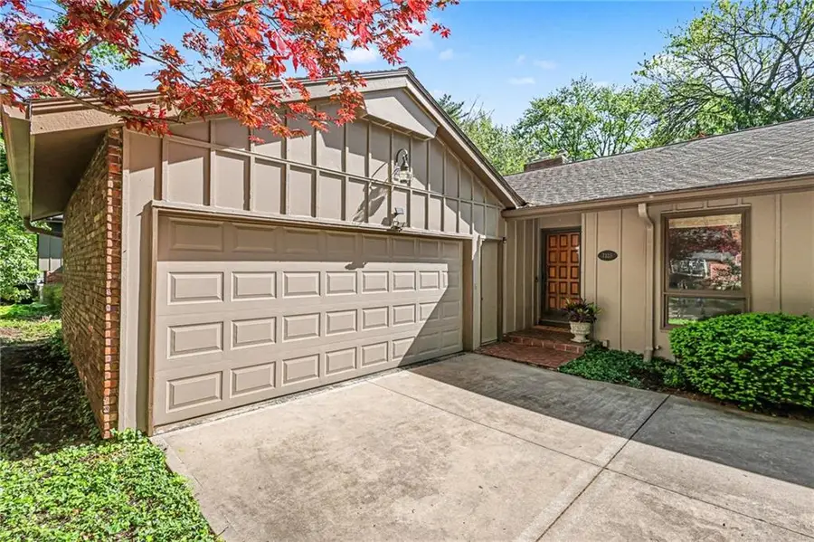 7325 High Drive, Prairie Village, KS 66208 - #3