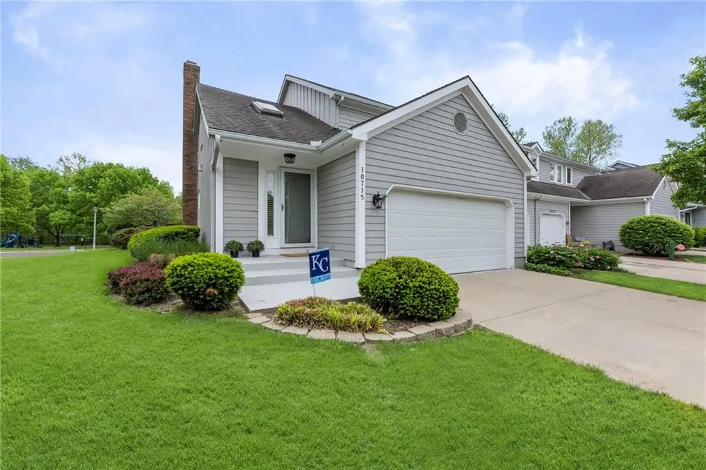 10715 W 116th Terrace, Overland Park, KS 66210 - #1