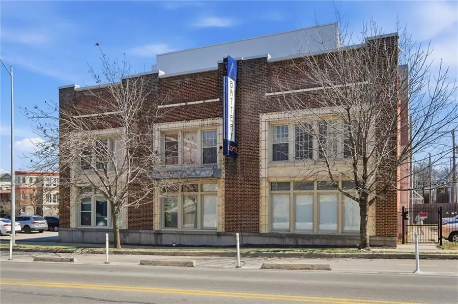 3001 Gillham Road #206, Kansas City, MO 64108 - #3