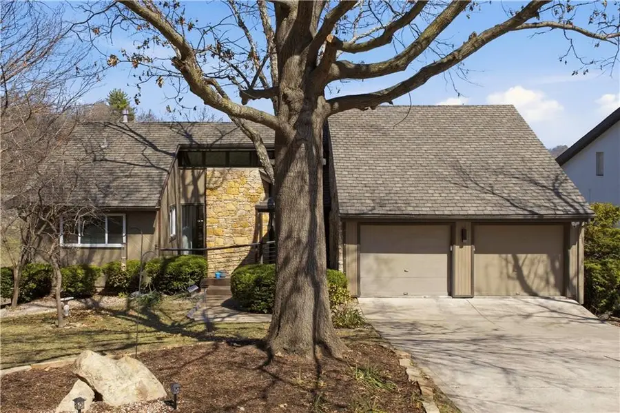 222 NW Locust Street, Lees Summit, MO 64064 - #2