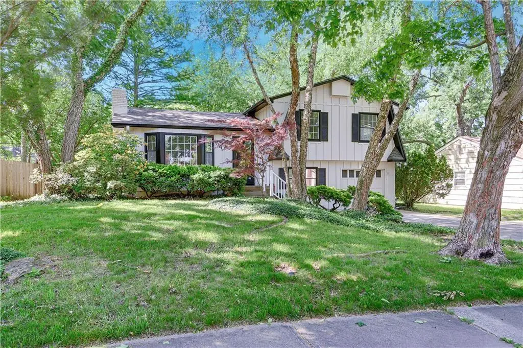 7721 W 96th Street, Overland Park, KS 66212 - #1