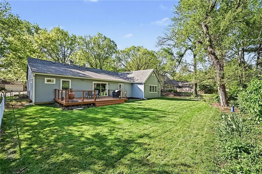 6608 Reeds Drive, Mission, KS 66202 - #3