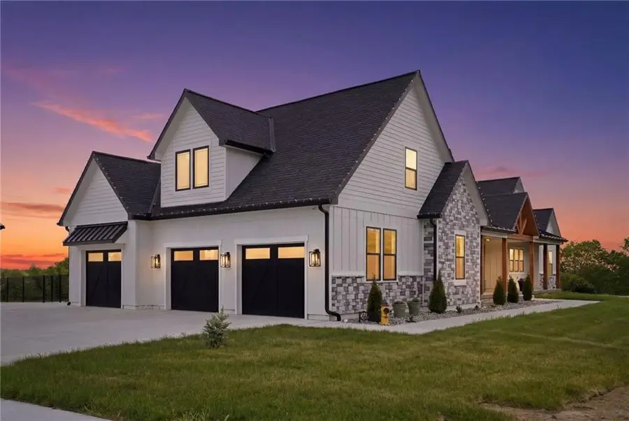 11730 Hollingsworth Road, Kansas City, KS 66109 - #3