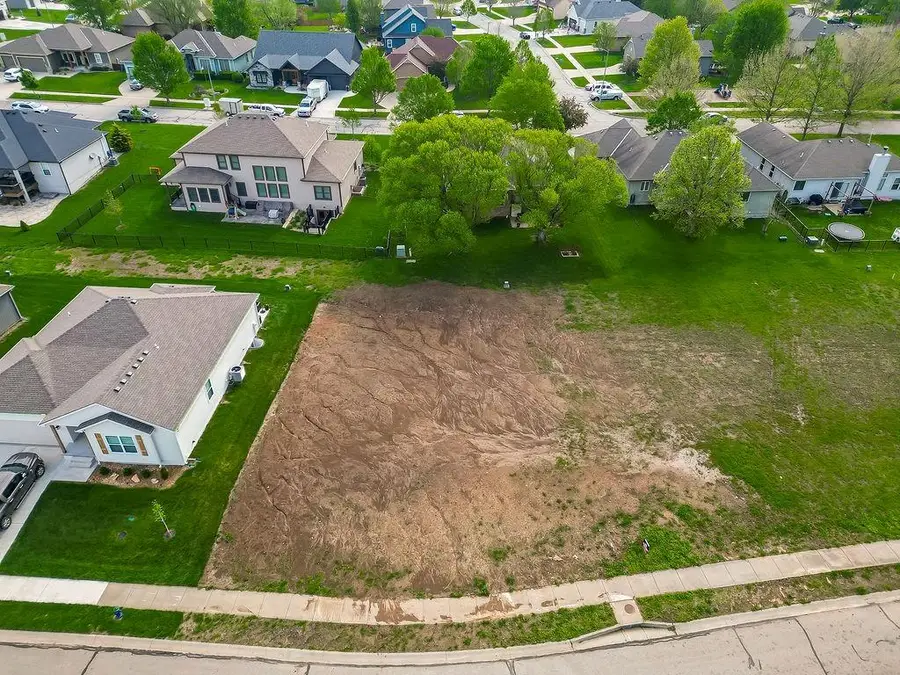 29371 Palmer Drive, Paola, KS 66071 - #2