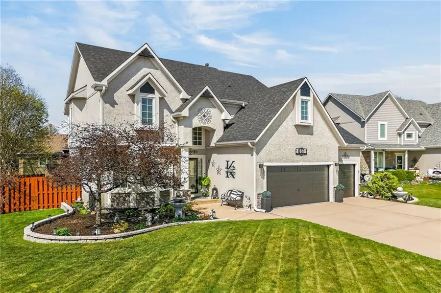 661 N Poplar Circle, Gardner, KS 66030 - #2