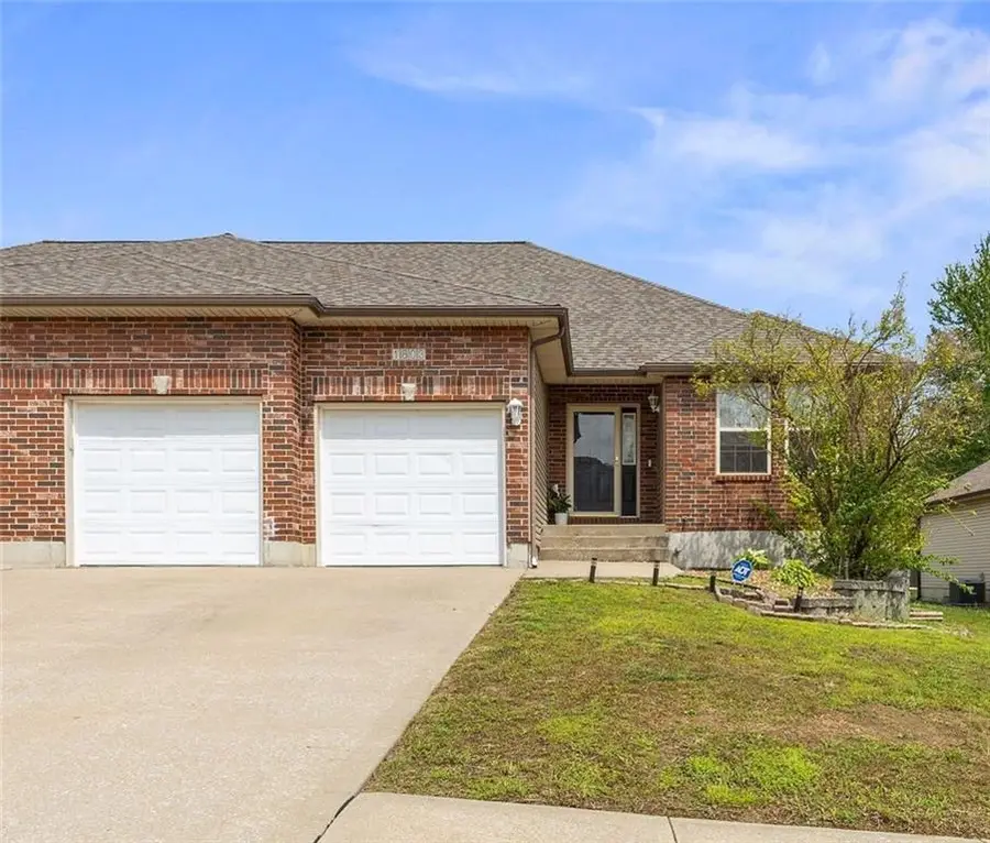 1803 Villa Drive, Warrensburg, MO 64093 - #2