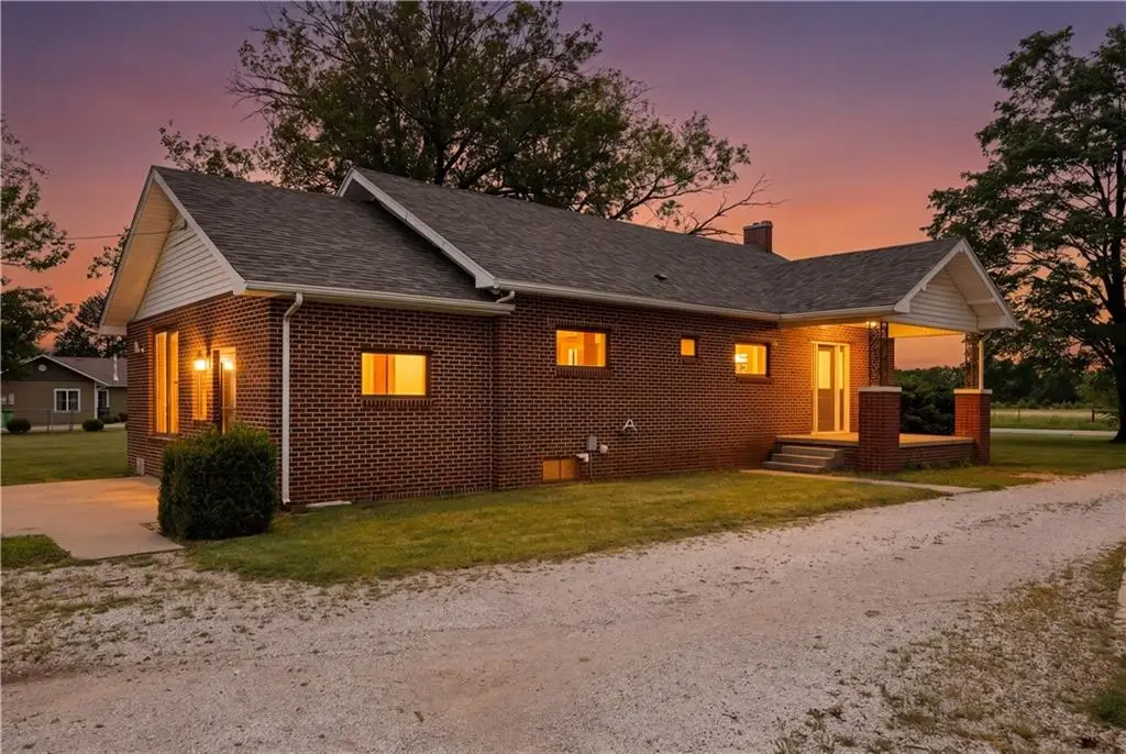 5740 Cr 5000 N/a, Cherryvale, KS 67335 - #1