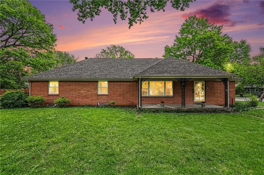 4607 Blue Ridge Boulevard, Kansas City, MO 64133 - #1