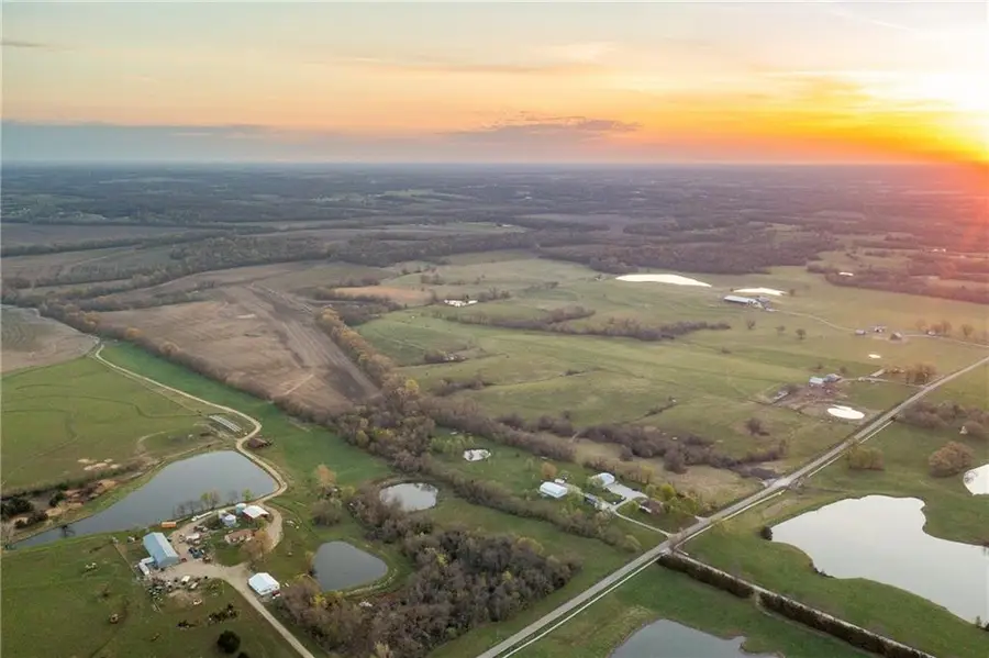 221 200th Road, Warrensburg, MO 64093 - #2