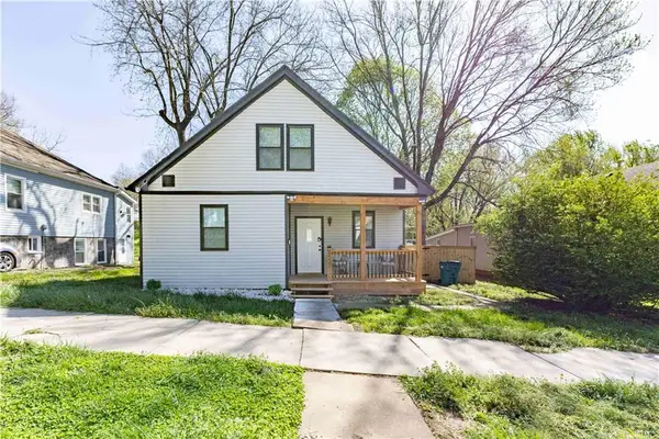2507 S 18th Street, St Joseph, MO 64503