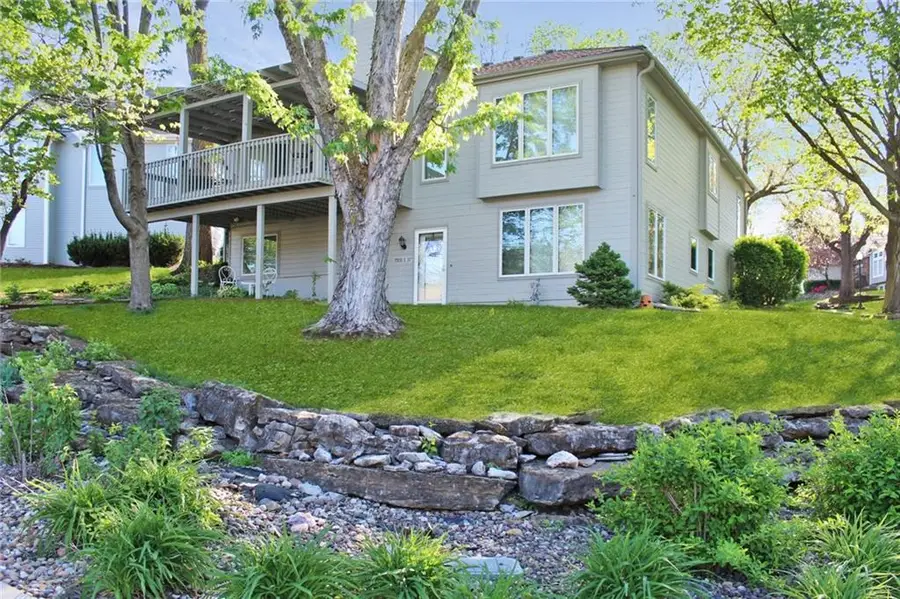 17800 E 30th Drive S, Independence, MO 64057 - #2