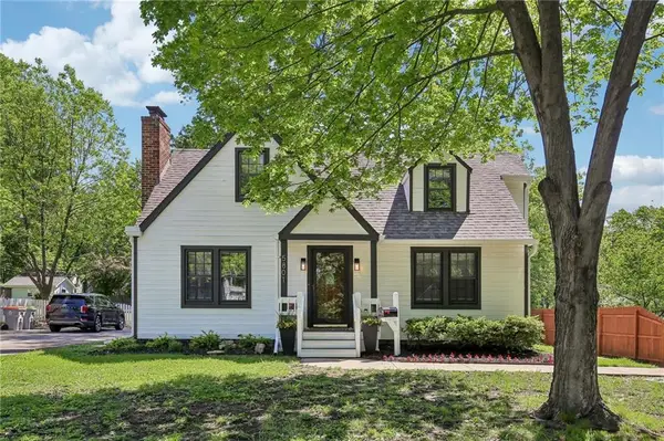 5801 Woodward Street, Mission, KS 66202