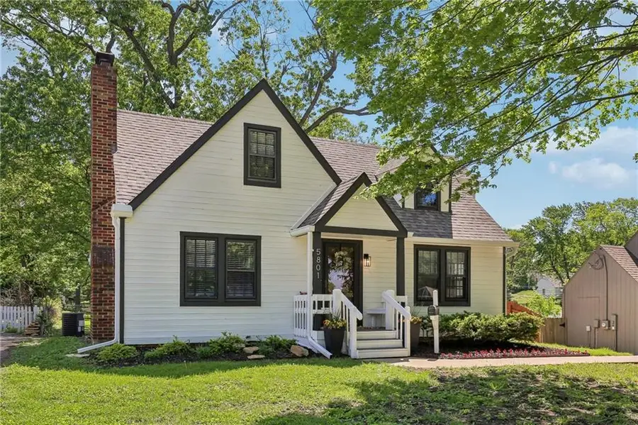 5801 Woodward Street, Mission, KS 66202 - #3