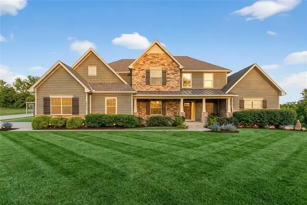 10509 N Hedges Avenue, Kansas City, MO 64157