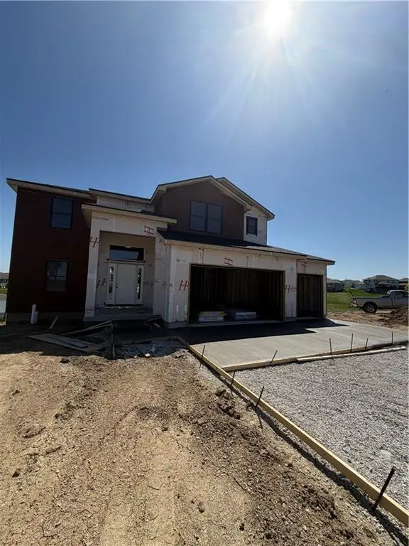 1406 Larson Avenue, Warrensburg, MO 64093