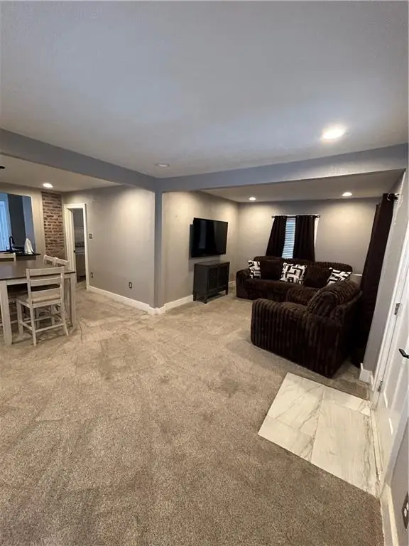 5231 Gladstone Boulevard, Kansas City, MO 64123 - #3