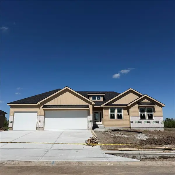 2351 Foxtail Drive, Kearney, MO 64060