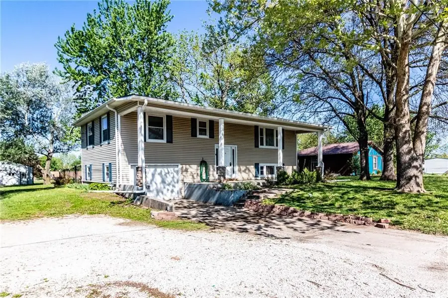 305 North Street, Windsor, MO 65360 - #3