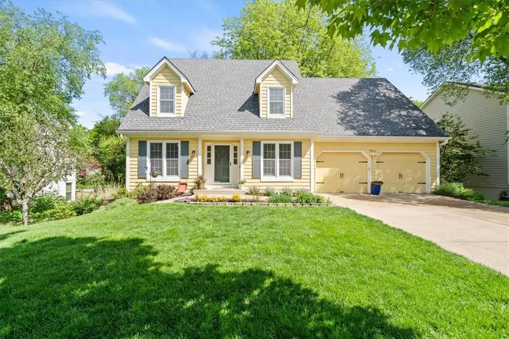 7816 W 115th Street, Overland Park, KS 66210 - #1
