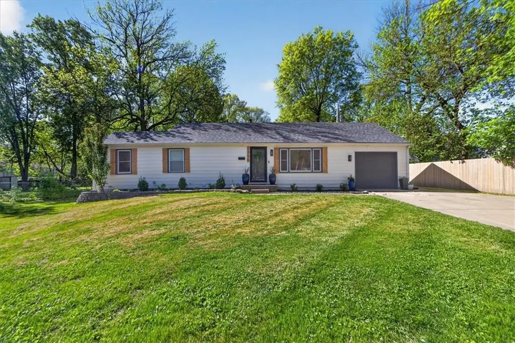 7305 Lamar Avenue, Overland Park, KS 66204 - #1
