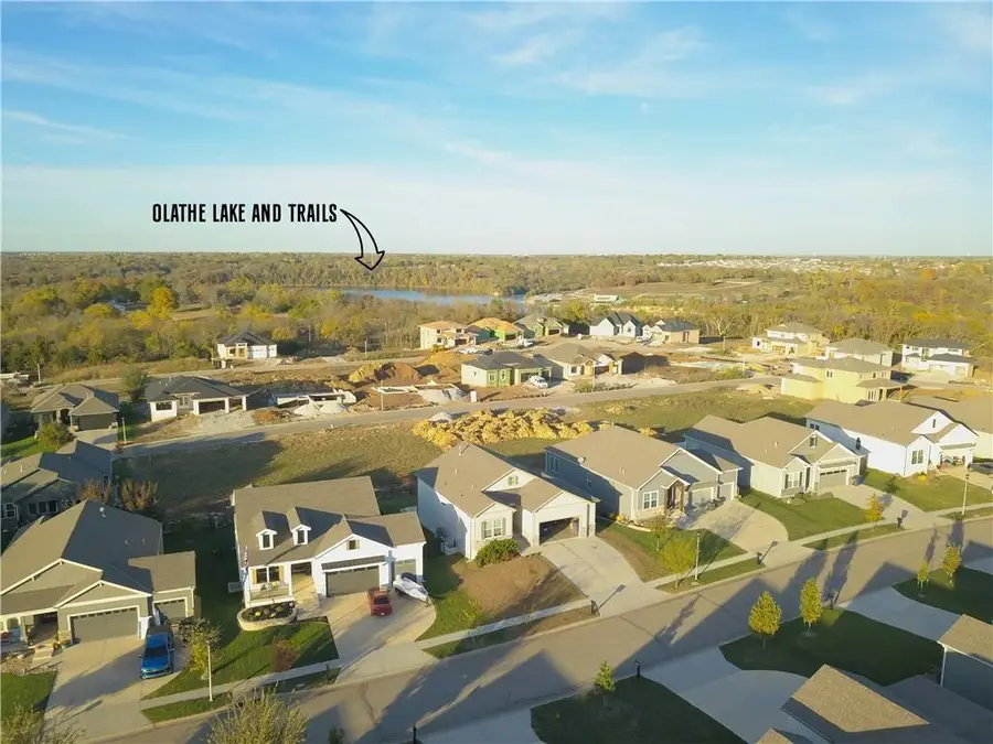 25179 W 142nd Street, Olathe, KS 66061 - #3
