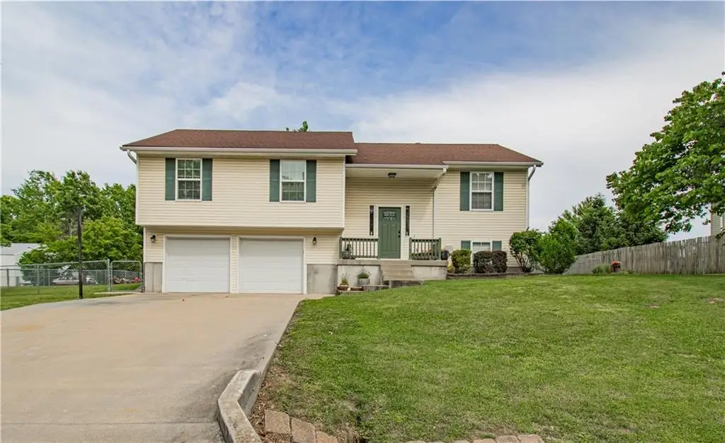 139 SE 621 Road, Warrensburg, MO 64093 - #1