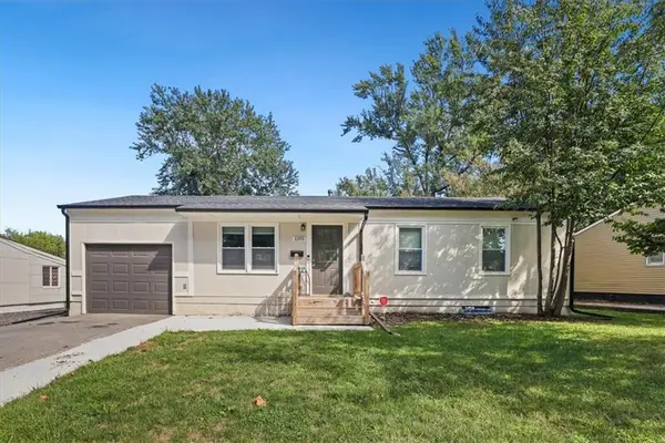 1201 N Indian Lane, Independence, MO 64056