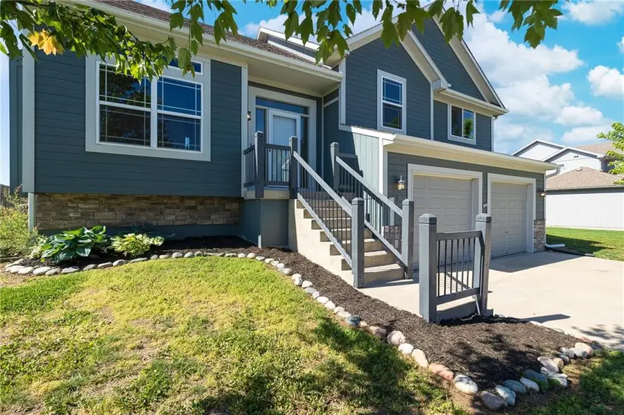 817 W Rader Street, Lone Jack, MO 64086 - #3