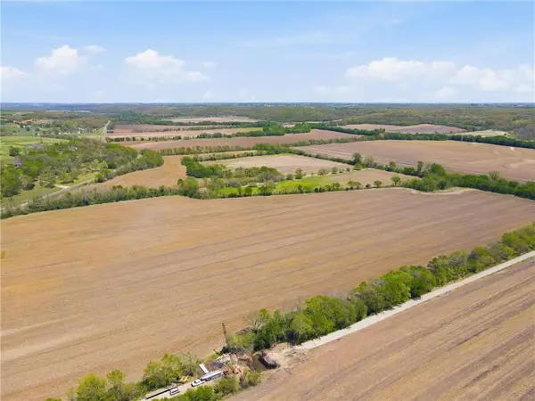 Tract 4 000 231st Street, Easton, KS 66020