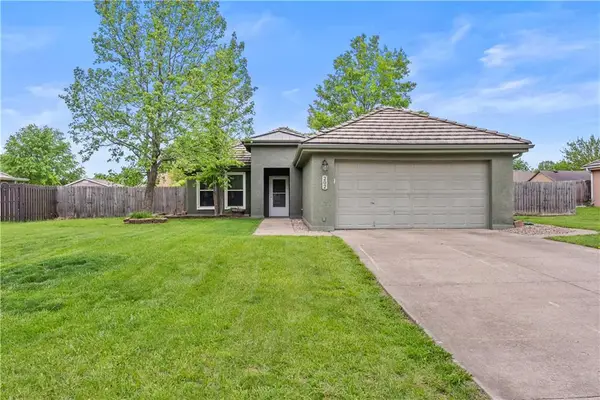 202 E Kirby Road, Grain Valley, MO 64029