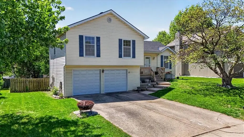 17 NW 102nd Terrace, Kansas City, MO 64155 - #1