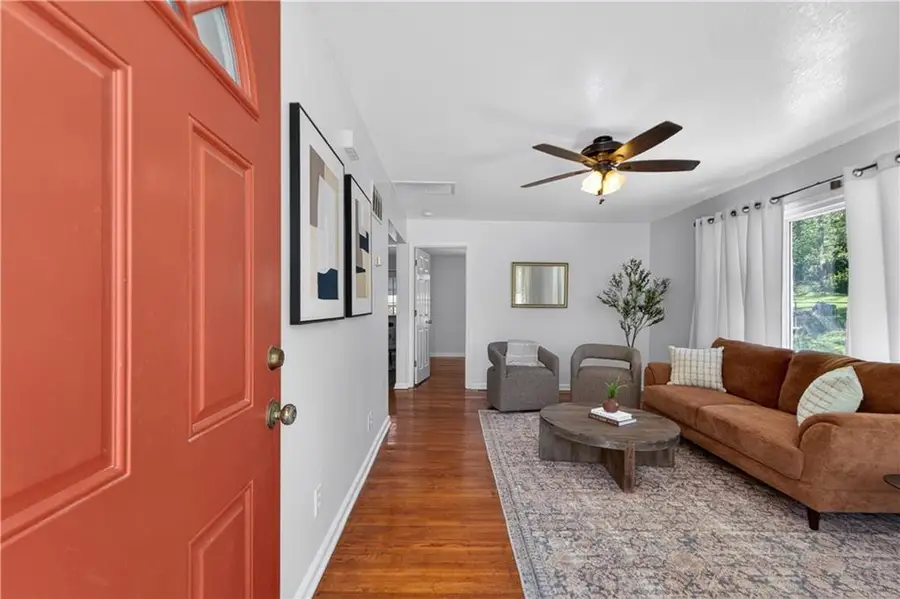 2800 Russell Road, Kansas City, MO 64117 - #3