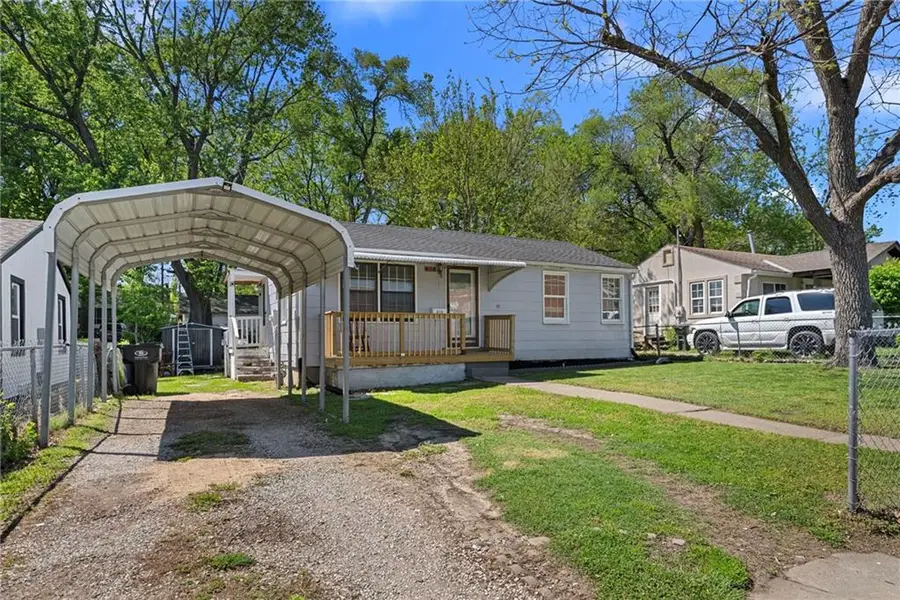 810 S Woodland Avenue, Independence, MO 64052 - #3