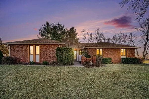 1109 S Catalpa Street, Savannah, MO 64485