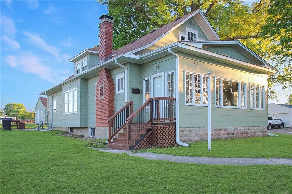 511 W 22nd Street, Higginsville, MO 64037 - #1