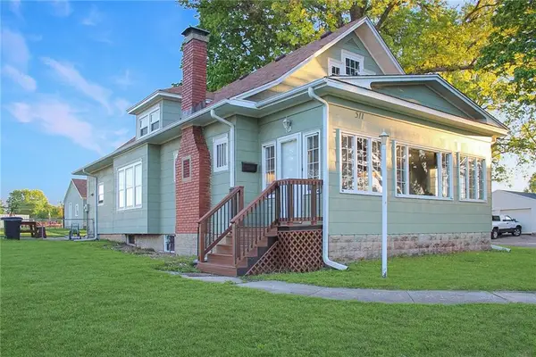 511 W 22nd Street, Higginsville, MO 64037