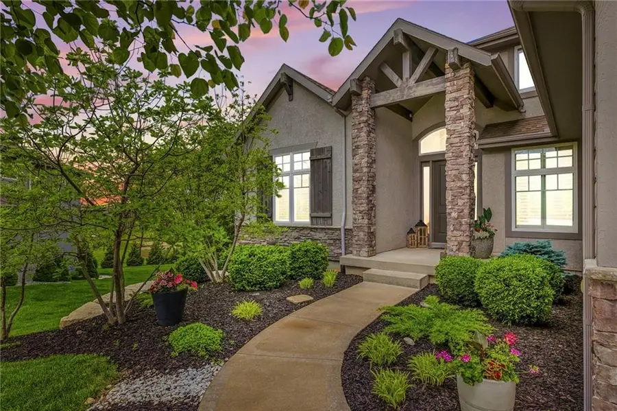 8106 Millridge Street, Lenexa, KS 66220 - #2