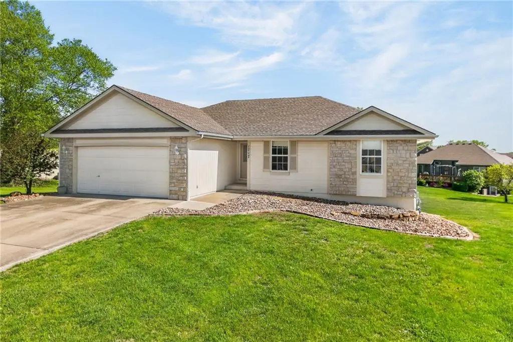 1717 Longhorn Lane, Raymore, MO 64083 - #1