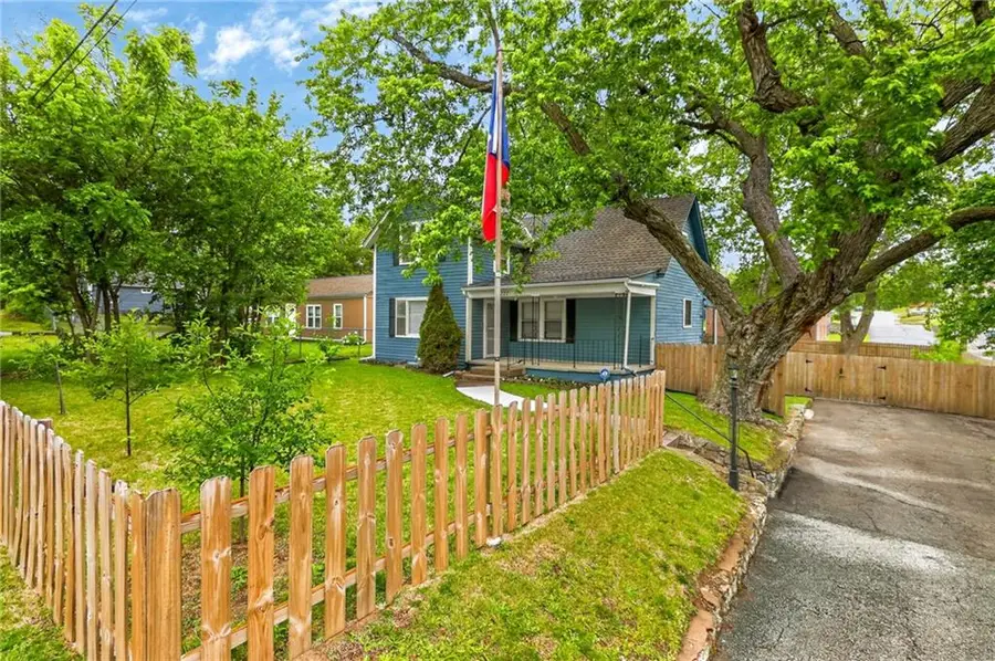 1727 N 47th Street, Kansas City, KS 66102 - #2