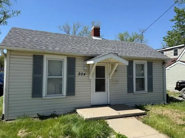 204 N 10th Street, Savannah, MO 64485