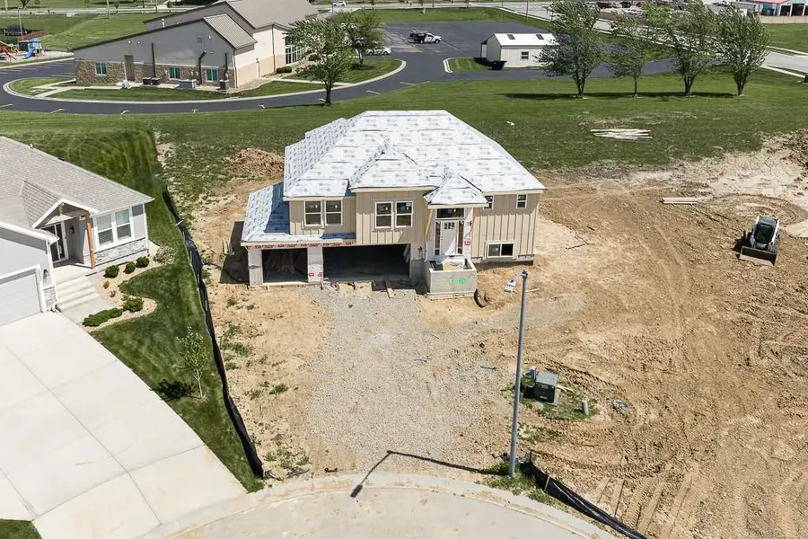 15580 Sheridan Court, Basehor, KS 66007 - #2