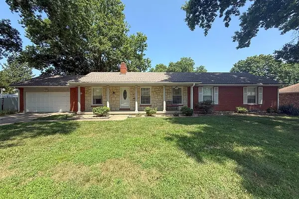12116 E 46th Street, Kansas City, MO 64133