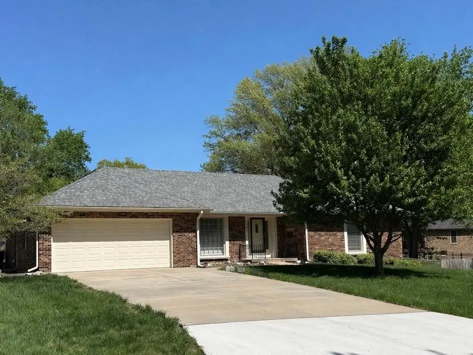 10606 W 54th Street, Shawnee, KS 66203 - #1