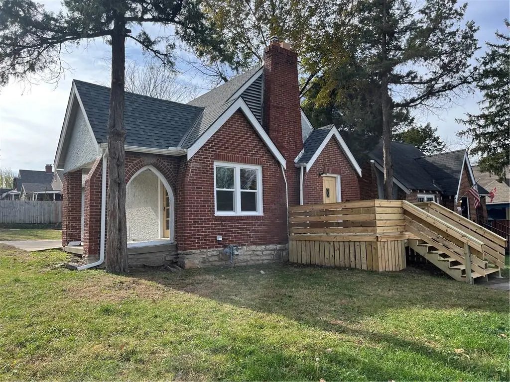 2819 E 63rd Street, Kansas City, MO 64130 - #1