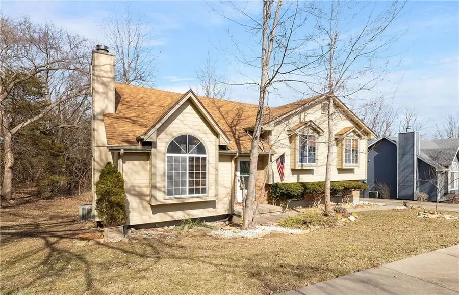 410 SW 24th Street, Oak Grove, MO 64075 - #2