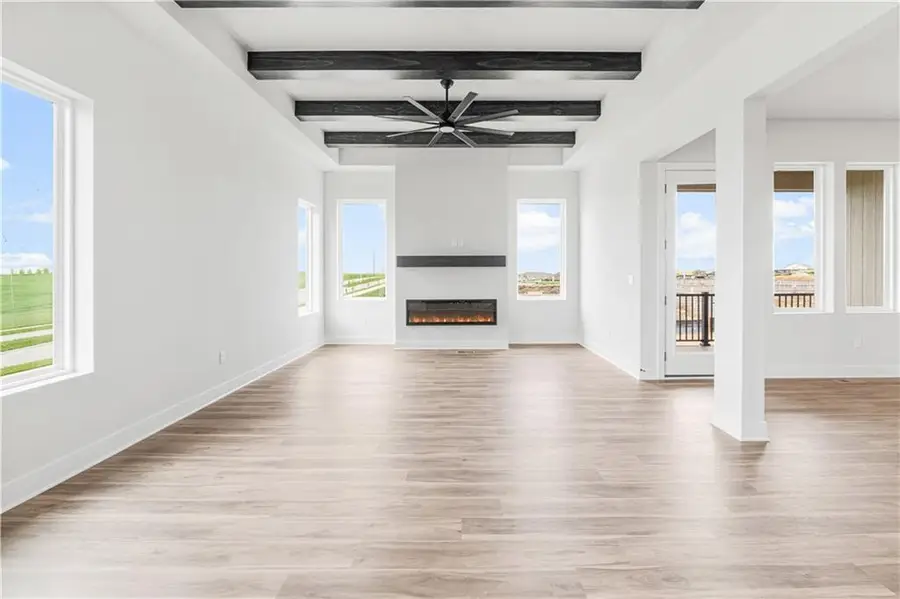 16396 Craig Street, Basehor, KS 66007 - #2