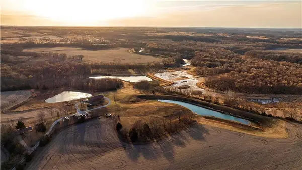 21195 Edgerton Junction Road Road, Dearborn, MO 64439