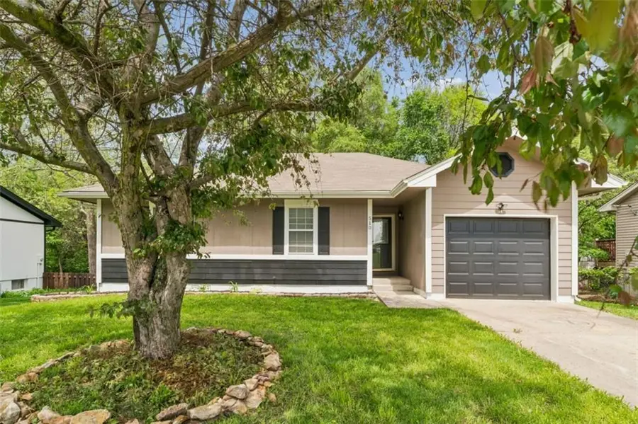 510 SE 21st Street, Oak Grove, MO 64075 - #2