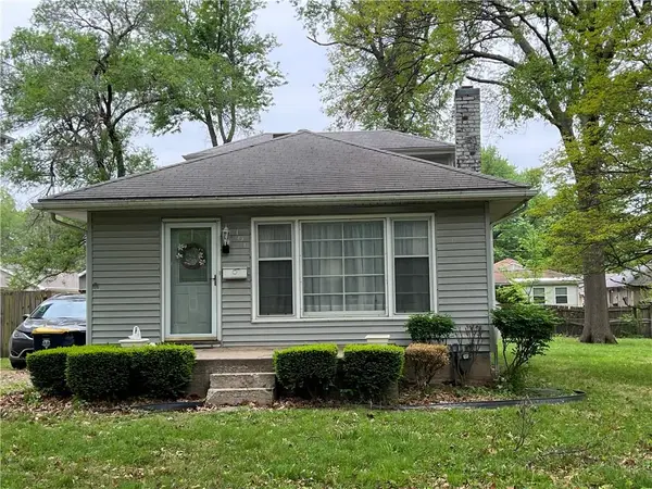 101 E 80th Terrace, Kansas City, MO 64114
